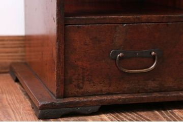 アンティーク家具　古民具・骨董　古い木が味わい深い小さなアンティーク茶箪笥