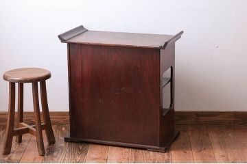 アンティーク家具　古民具・骨董　古い木が味わい深い小さなアンティーク茶箪笥