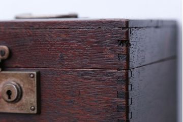 アンティーク雑貨　和製アンティーク　古いナラ材の小さな木箱