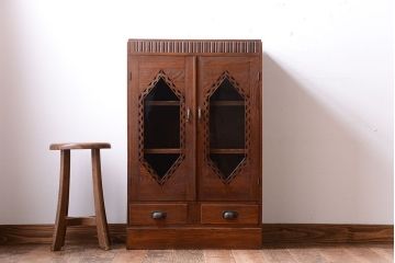 レトロ家具　アンティーク　レトロな古い木製の本箱(ブックケース)