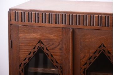 レトロ家具　アンティーク　レトロな古い木製の本箱(ブックケース)