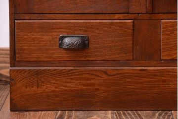 レトロ家具　アンティーク　レトロな古い木製の本箱(ブックケース)