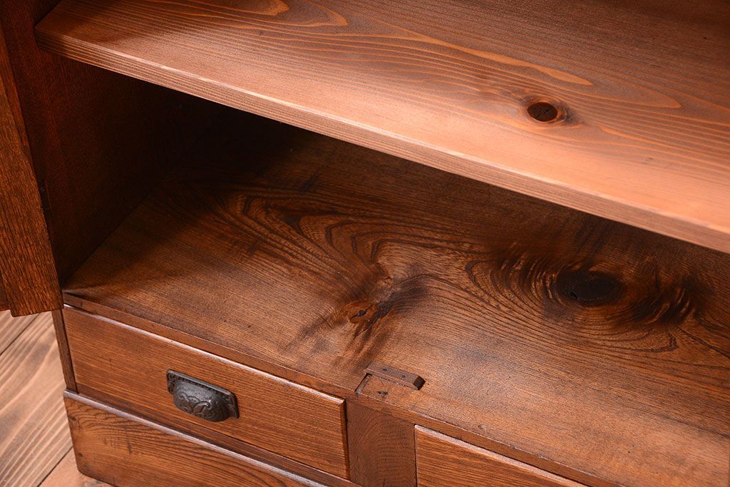 レトロ家具　アンティーク　レトロな古い木製の本箱(ブックケース)