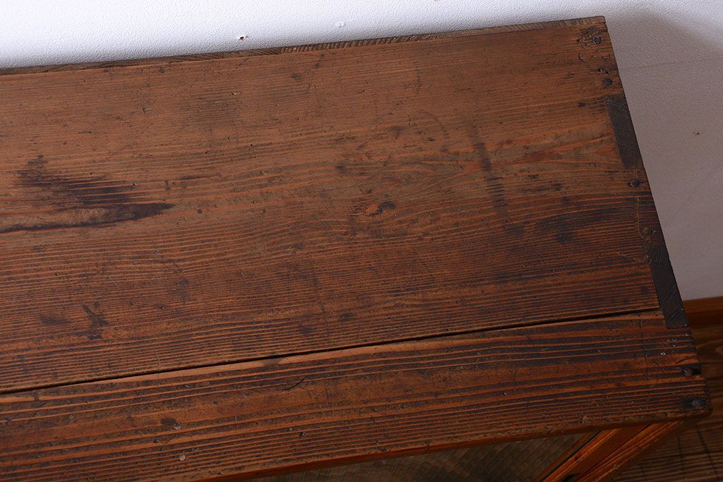 アンティーク家具　和製アンティーク　引き出し5杯付き!モールガラス引き戸の収納棚