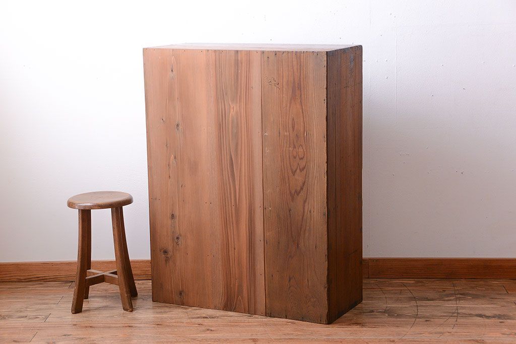 アンティーク家具　和製アンティーク　引き出し5杯付き!モールガラス引き戸の収納棚