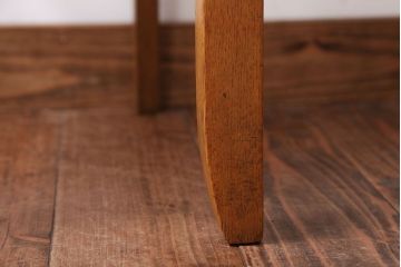 レトロ家具　アンティーク　古いナラ材のレトロでかわいい小さなチェア