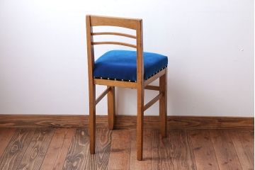 レトロ家具　アンティーク　古いナラ材のレトロでかわいい小さなチェア