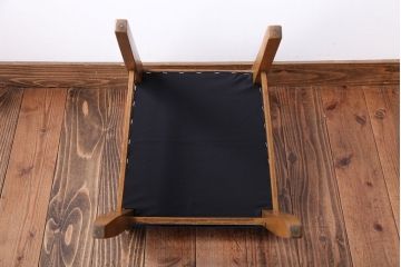 レトロ家具　アンティーク　古いナラ材のレトロでかわいい小さなチェア