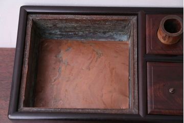 古民具・骨董　とても小さな総欅材のアンティーク火鉢