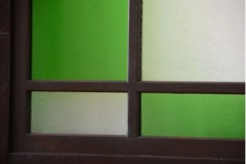 和製アンティーク　モダンな色ガラス入り帯戸2枚セット(1)(ガラス帯戸)