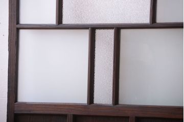古民具・骨董　古い木が味わい深いガラス戸2枚セット(1)
