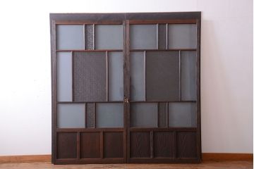 古民具・骨董　古い木が味わい深いガラス戸2枚セット(1)