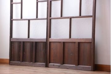 古民具・骨董　古い木が味わい深いガラス戸2枚セット(2)