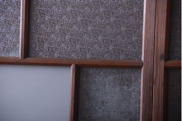 古民具・骨董　古い木が味わい深いガラス戸2枚セット(2)