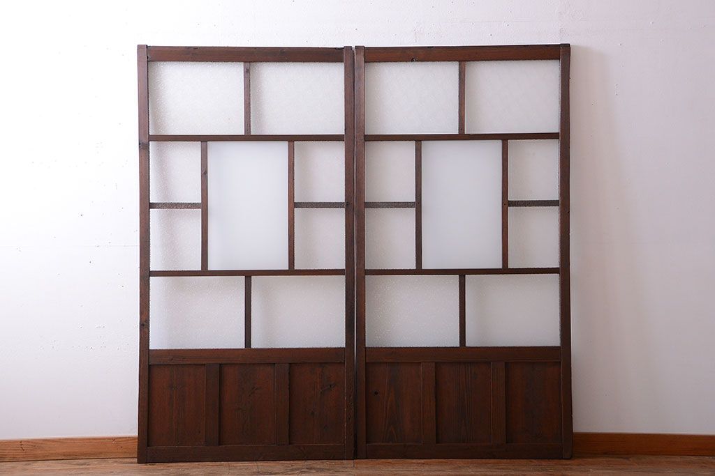 古民具・骨董　古い木が味わい深いガラス戸2枚セット(2)