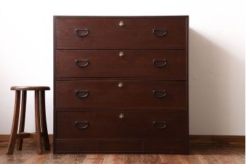 アンティーク家具　シンプルで上品なアンティーク衣装箪笥(チェスト)(2)