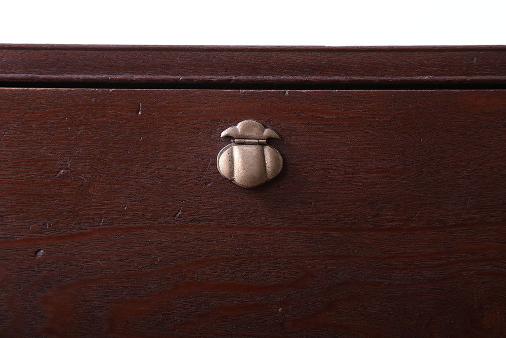 アンティーク家具　シンプルで上品なアンティーク衣装箪笥(チェスト)(2)