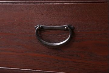 レトロ家具　アンティーク　レトロガラスがかわいいシンプルで上品な脚付きローボード
