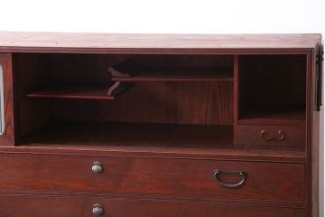 レトロ家具　アンティーク　レトロガラスがかわいいシンプルで上品な脚付きローボード
