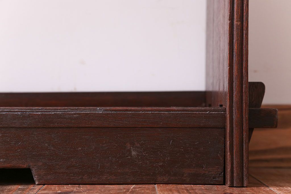 アンティーク家具　和製アンティーク　古い木製のシンプルな本棚(ブックシェルフ)