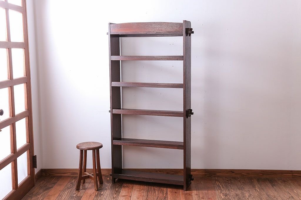 アンティーク家具　和製アンティーク　古い木製のシンプルな本棚(ブックシェルフ)