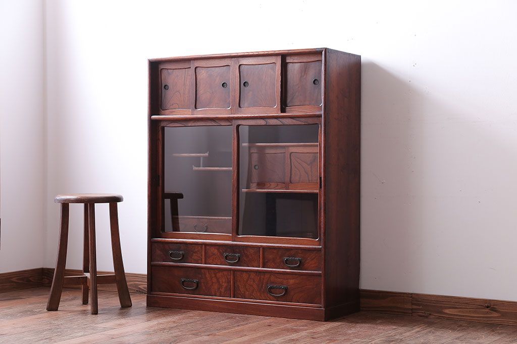 アンティーク家具　古民具・骨董　前面欅材のアンティーク茶箪笥