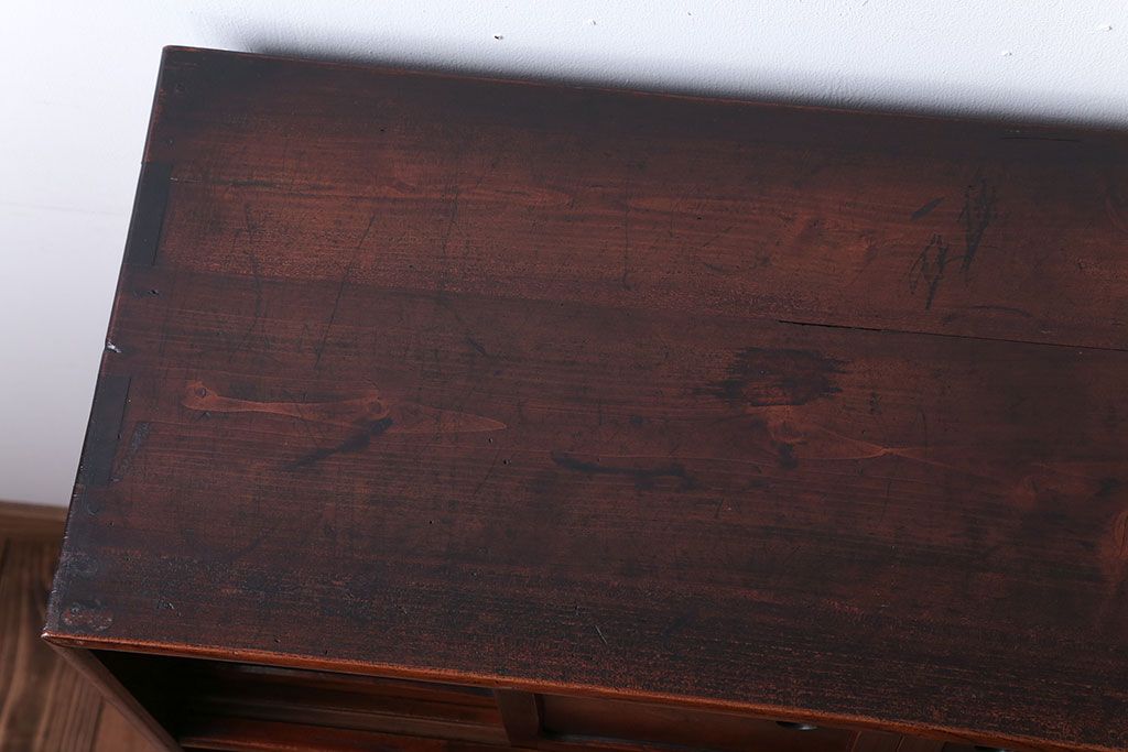 アンティーク家具　古民具・骨董　前面欅材のアンティーク茶箪笥