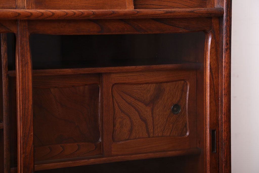 アンティーク家具　古民具・骨董　前面欅材のアンティーク茶箪笥