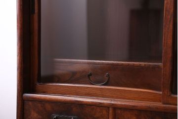 アンティーク家具　古民具・骨董　前面欅材のアンティーク茶箪笥