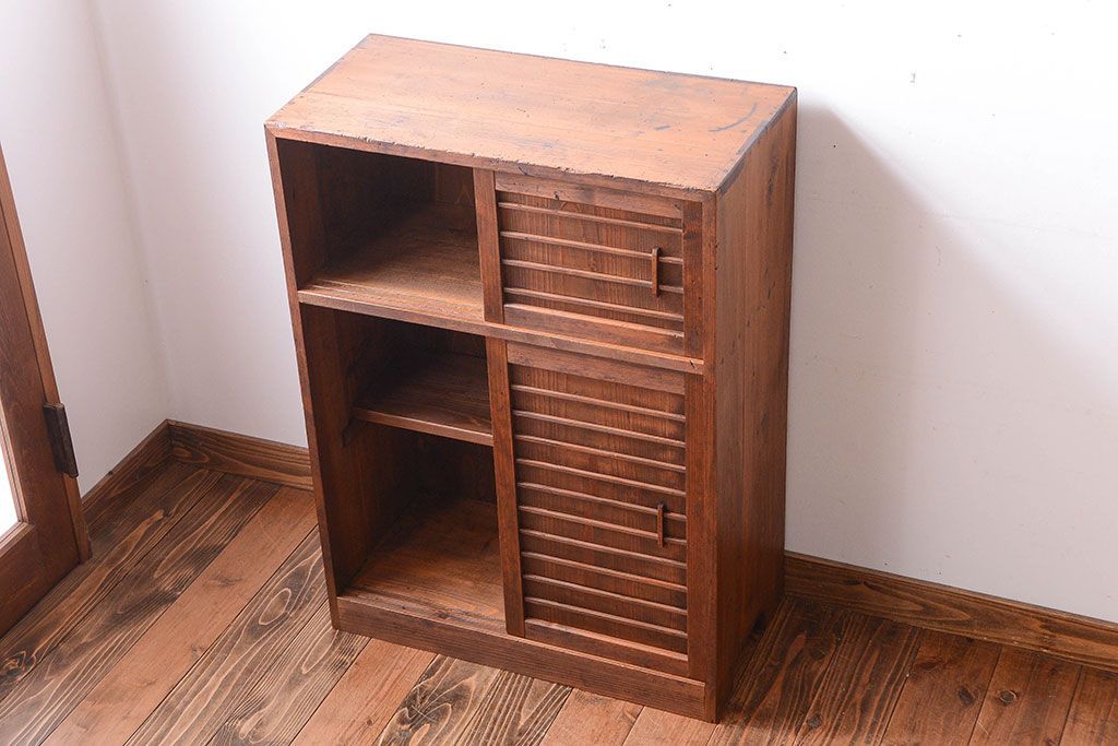 アンティーク家具　和製アンティーク　古い木の引き戸収納棚(下駄箱)