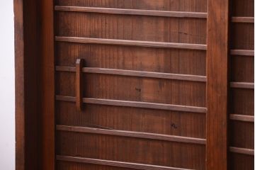 アンティーク家具　和製アンティーク　古い木の引き戸収納棚(下駄箱)