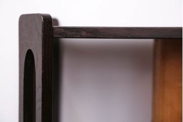アンティーク雑貨　古民具・骨董　古い栗材の小さな花台(飾り台)