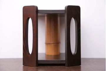 アンティーク雑貨　古民具・骨董　古い栗材の小さな花台(飾り台)