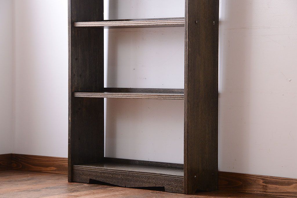 アンティーク家具　アンティーク　シンプルでシックな古い本棚