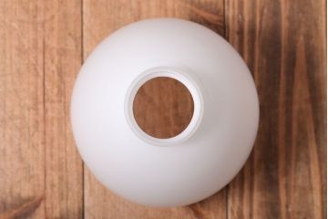 アンティーク　シンプルでおしゃれな古い壁掛け照明