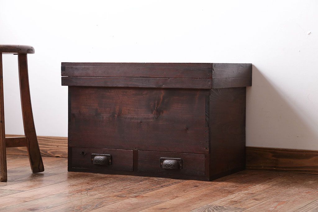 アンティーク雑貨　古民具・骨董　引き出し2杯付き!古い木の大きな収納ボックス(BOX・箱)