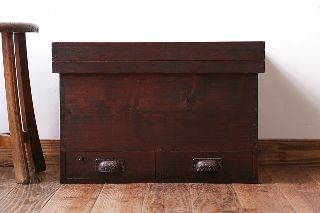 アンティーク雑貨　古民具・骨董　引き出し2杯付き!古い木の大きな収納ボックス(BOX・箱)