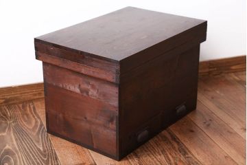 アンティーク雑貨　古民具・骨董　引き出し2杯付き!古い木の大きな収納ボックス(BOX・箱)