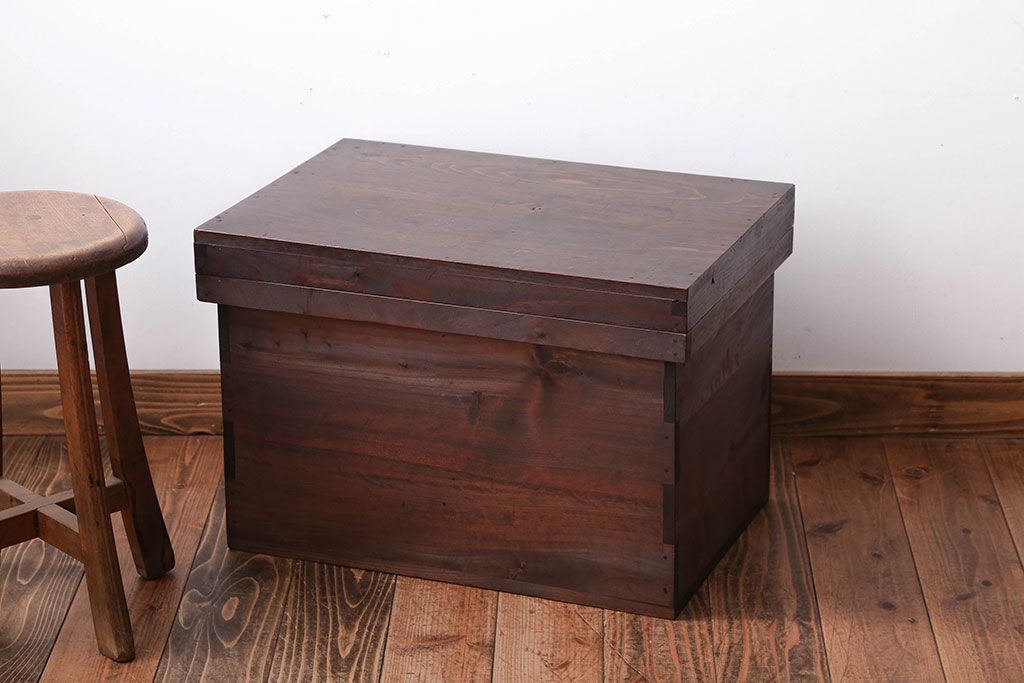 アンティーク雑貨　古民具・骨董　引き出し2杯付き!古い木の大きな収納ボックス(BOX・箱)
