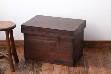 アンティーク雑貨　古民具・骨董　引き出し2杯付き!古い木の大きな収納ボックス(BOX・箱)