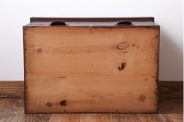 アンティーク雑貨　古民具・骨董　引き出し2杯付き!古い木の大きな収納ボックス(BOX・箱)