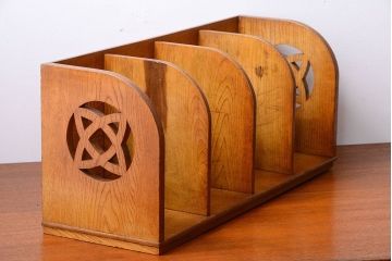 レトロ家具　昭和レトロ　透かし彫りがおしゃれなアンティーク本立て