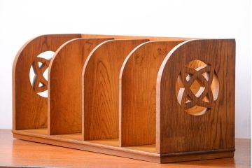 レトロ家具　昭和レトロ　透かし彫りがおしゃれなアンティーク本立て