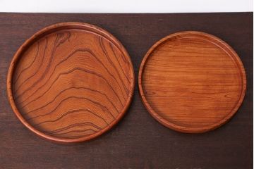 アンティーク雑貨　和製アンティーク　総欅材のお盆大小2つセット