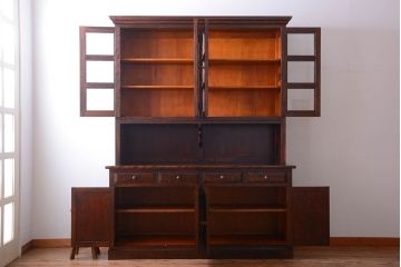 中古　民芸家具　モダンなデザインの大きな食器棚(定価約89万円)