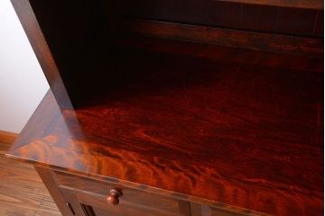 中古　民芸家具　モダンなデザインの大きな食器棚(定価約89万円)