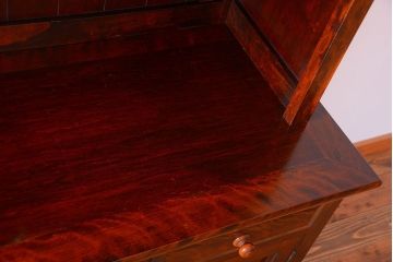 中古　民芸家具　モダンなデザインの大きな食器棚(定価約89万円)