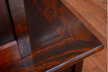 中古　民芸家具　モダンなデザインの大きな食器棚(定価約89万円)