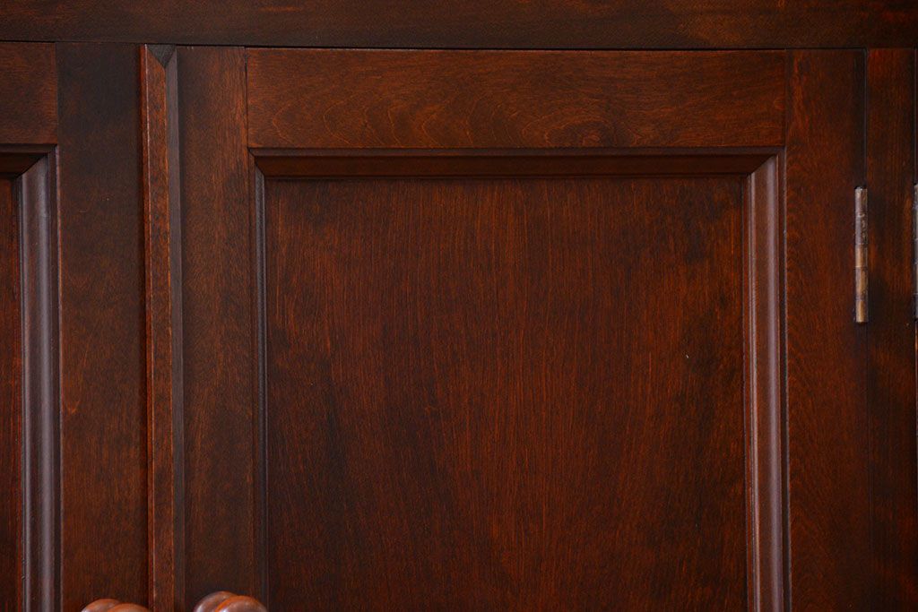 中古　民芸家具　モダンなデザインの大きな食器棚(定価約89万円)