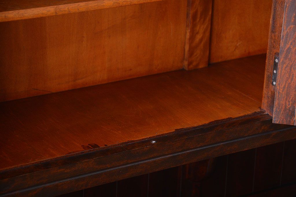 中古　民芸家具　モダンなデザインの大きな食器棚(定価約89万円)